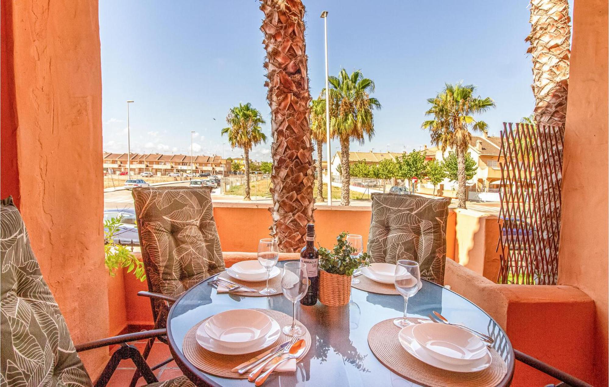 Amazing Apartment In Los Alcazares With Kitchen Dış mekan fotoğraf